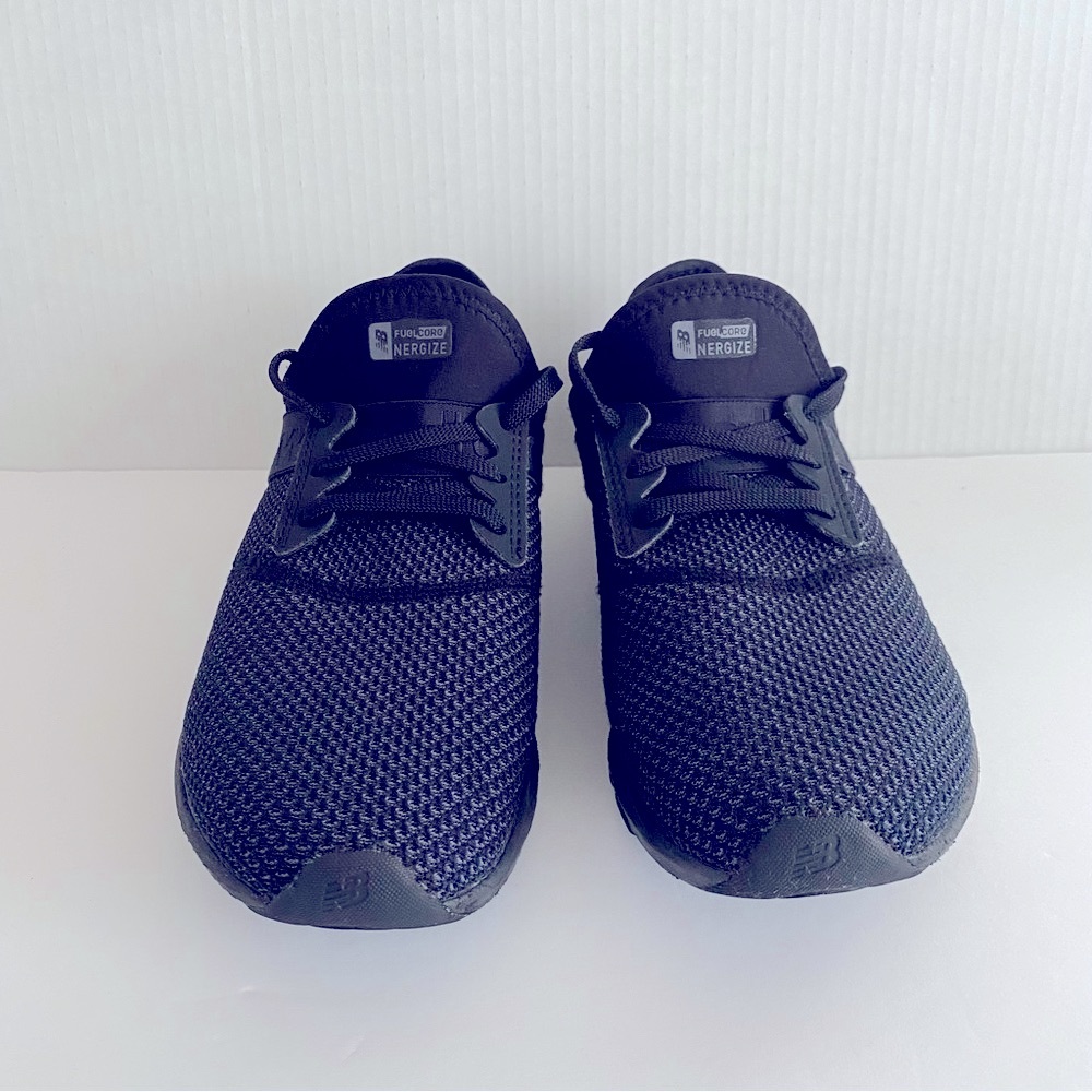 New Balance Black Sneakers for Everyday Comfort